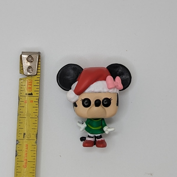 Minnie Mouse Christmas Funko Pop Miniature - Picture 2 of 3
